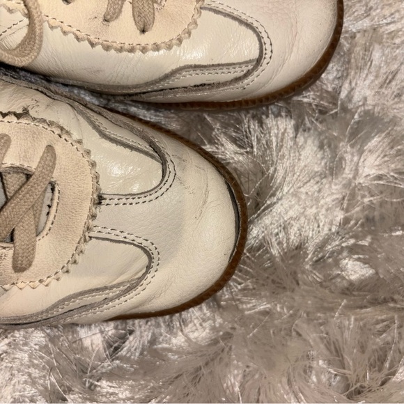 Notice Dolce Vita Cream Sneakers with Tan Sole - Picture 6 of 6